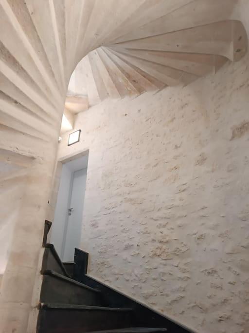 Appartement Centre Ville Historique Avec Terrasse Et Climatise Périgueux Buitenkant foto